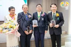 สถานวิทยามะเร็งศิริราชร่วมแสดงความยินดีกับ รศ. ดร.นพ.วิทูร ชินสว่างวัฒนกุล เนื่องในโอกาสได้รับรางวัลศิษย์เก่าแพทย์ศิริราชดีเด่น ประจำปี พ.ศ. 2563 สถานวิทยามะเร็งศิริราช คณะแพทยศาสตร์ศิริราชพยาบาล มหาวิทยาลัยมหิดล