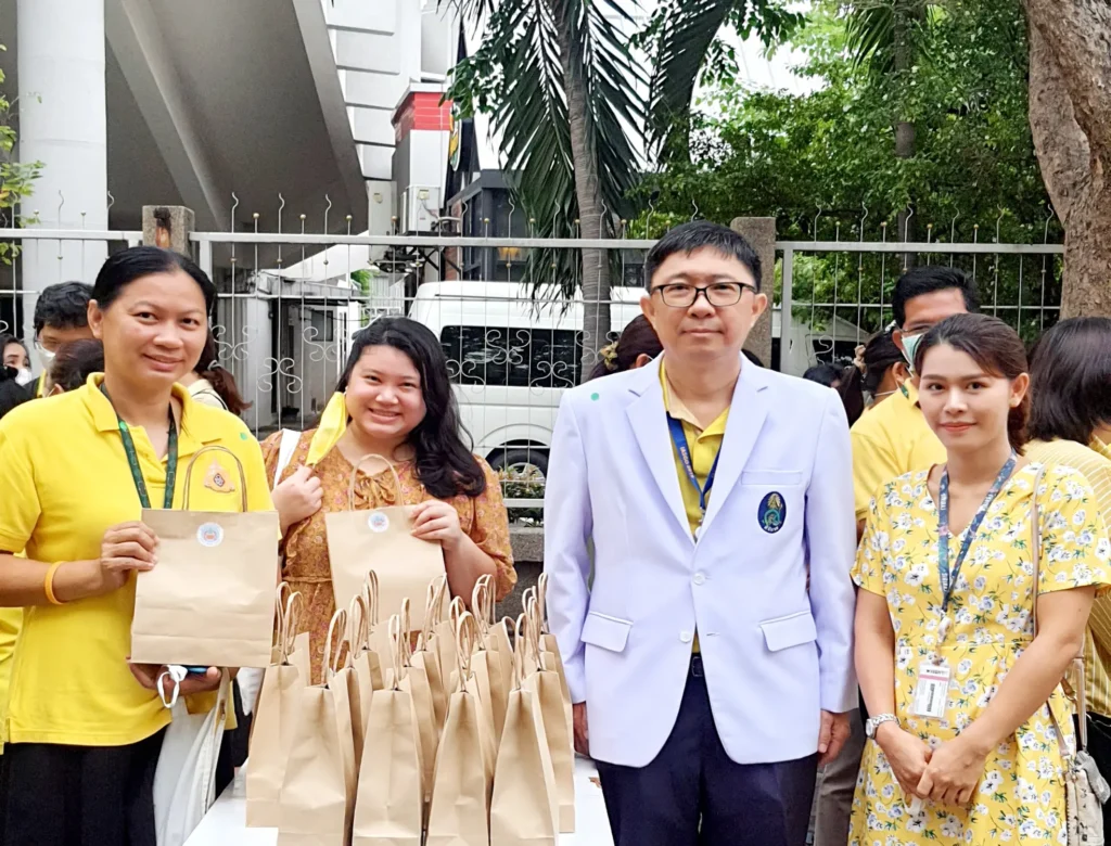 ศิระกรานพระภูบาลนวมินทร์ ปีที่ 4ในหลวงในความทรงจำ สถานวิทยามะเร็งศิริราช คณะแพทยศาสตร์ศิริราชพยาบาล มหาวิทยาลัยมหิดล