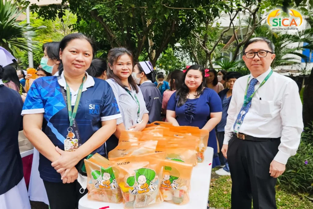 ทำบุญตักบาตรเนื่องในวันปีใหม่ ประจำปี 2568 สถานวิทยามะเร็งศิริราช คณะแพทยศาสตร์ศิริราชพยาบาล มหาวิทยาลัยมหิดล