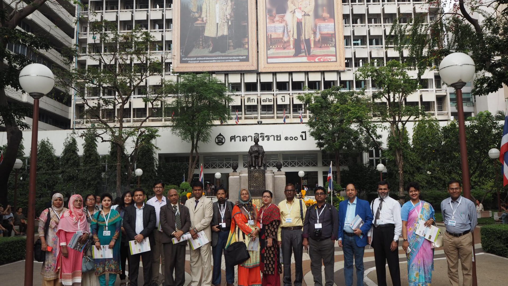 The Delegates from Bangladesh Visits Siriraj