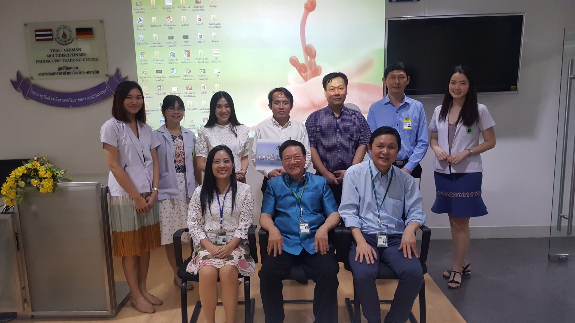 Doctors from Laos Succesfully Completed the Short Training Program at Siriraj