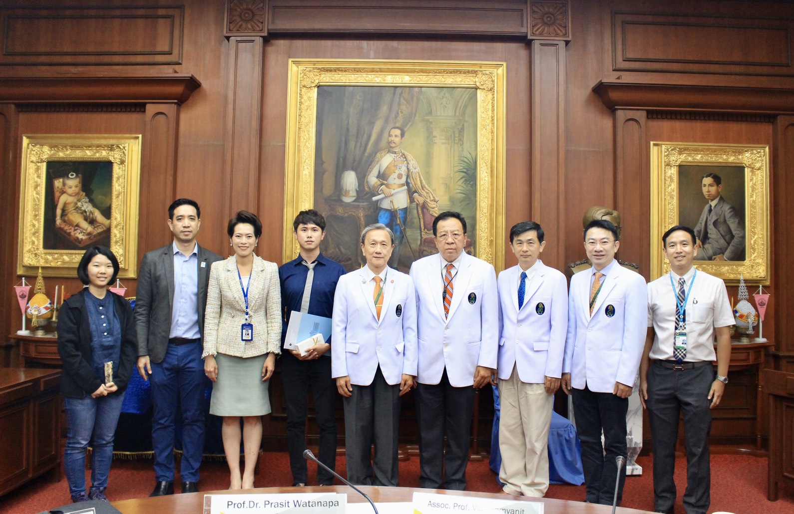 Chinese Academy of Sciences Innovation Cooperation Center Bangkok (CASICCB) at Siriraj