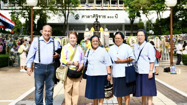 The visiting team from San Juan de Dios Hospital