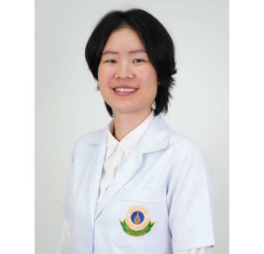 Ms.Kanokrat Laoarrerat