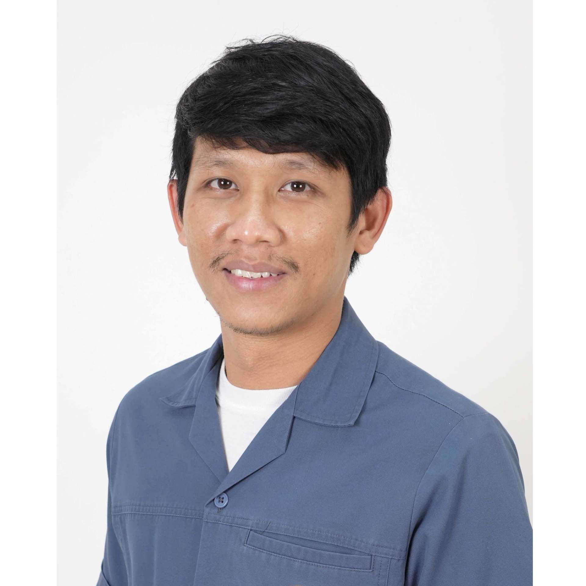 Mr.Tarapong Chuchuen