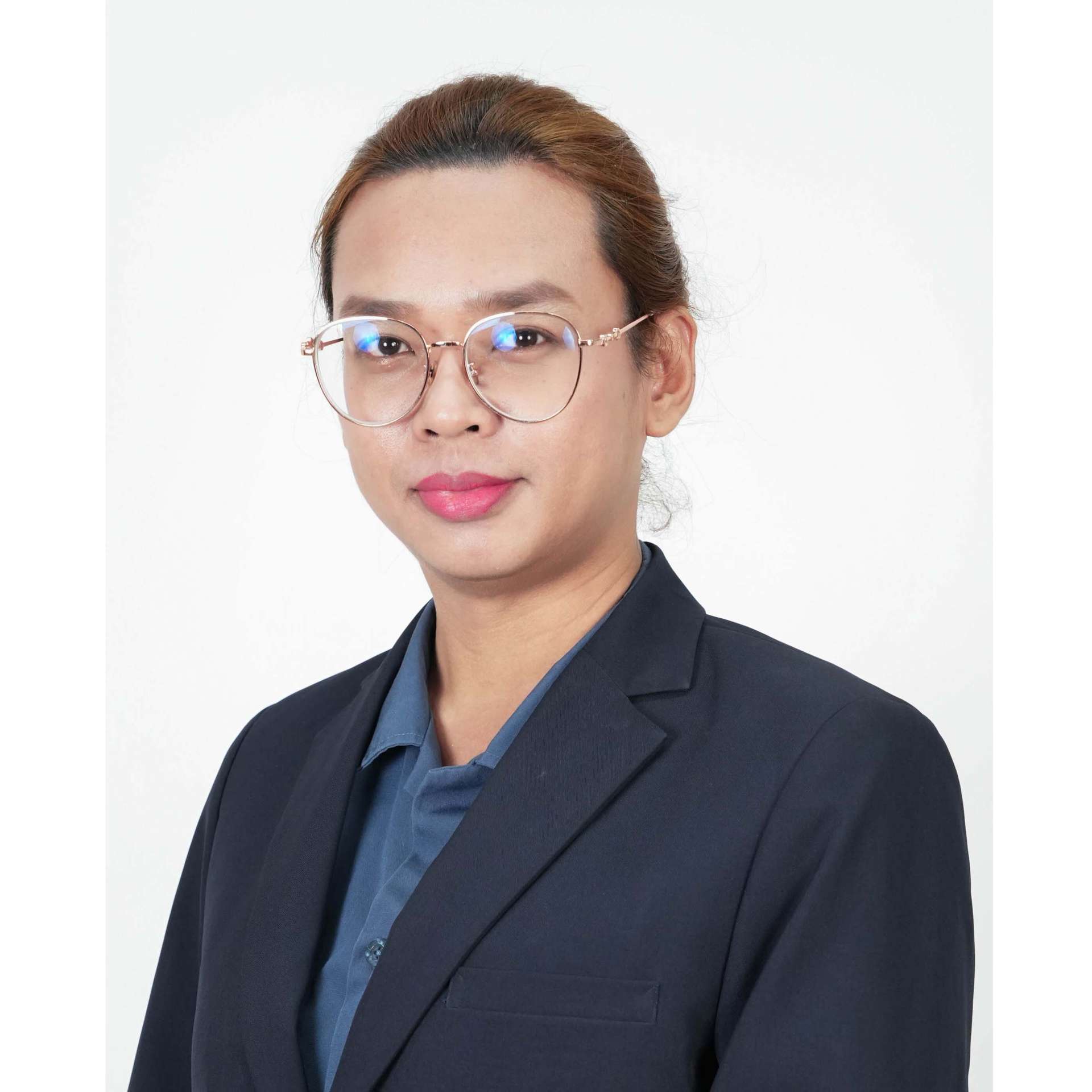 Mr.Phumest Phuripanyaporn