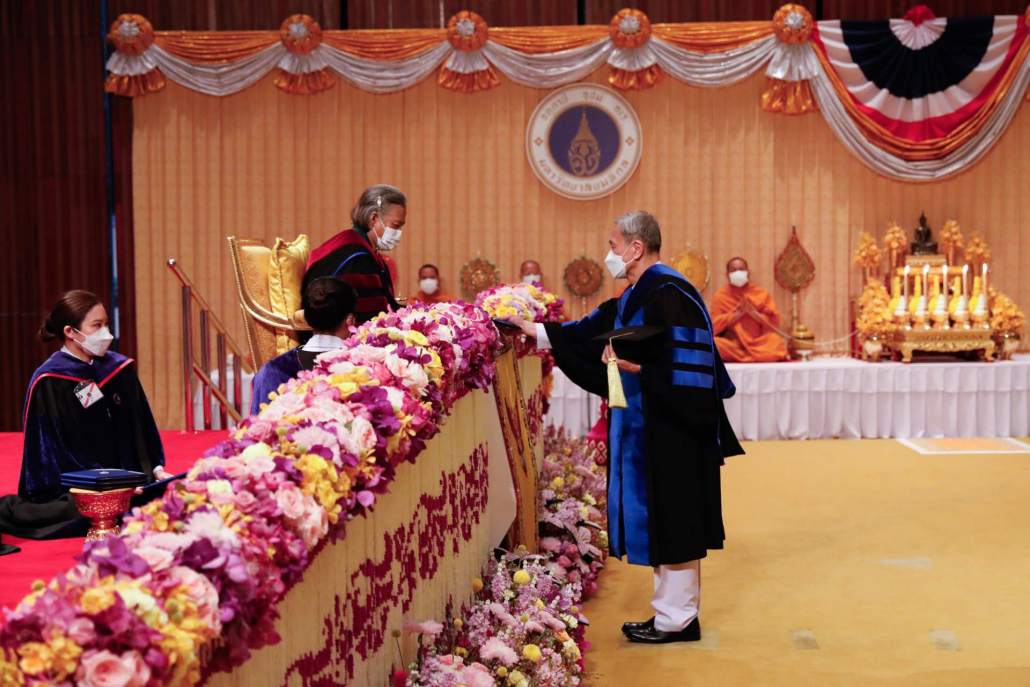 10-8-67ปริญญาอ.ประสิทธิ์-1k