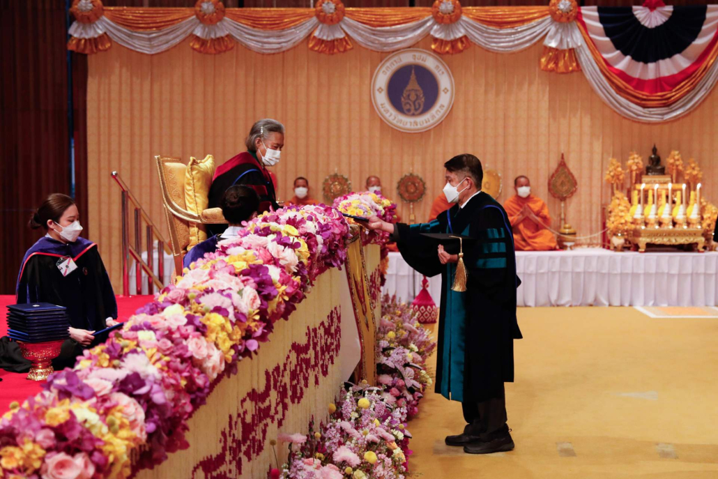 10-8-67ปริญญาอ.ภานุพันธ์-1k